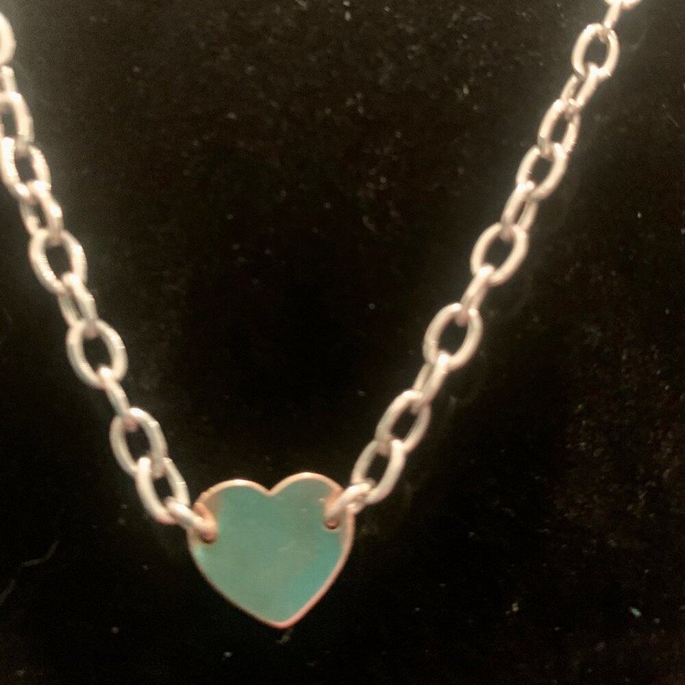 VINTAGE 90's/Y2K STERLING SILVER HEART NECKLACE